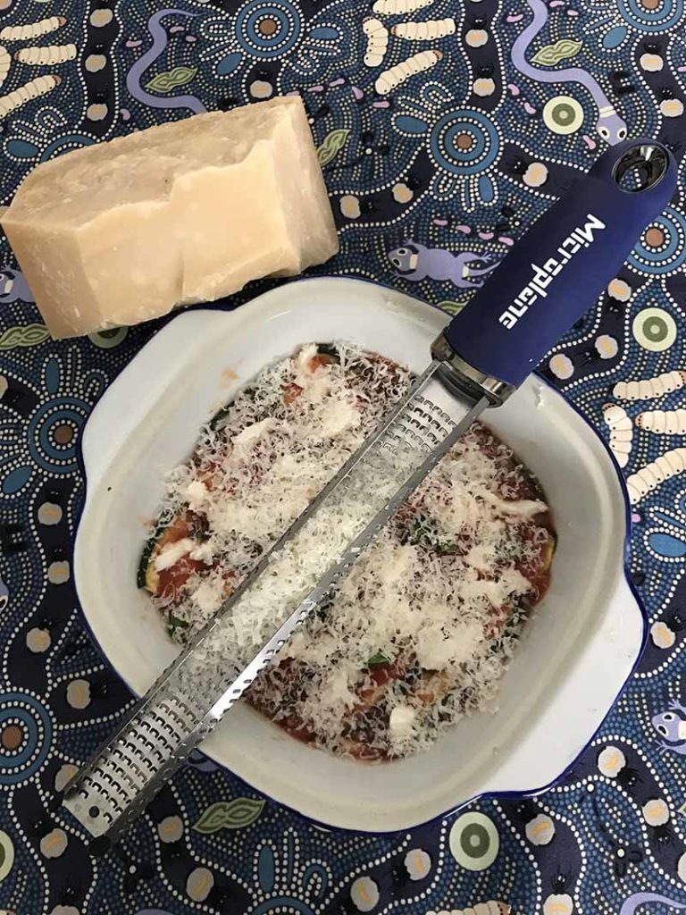 Zucchine alla parmigiana light con gratugia Zester Microplane